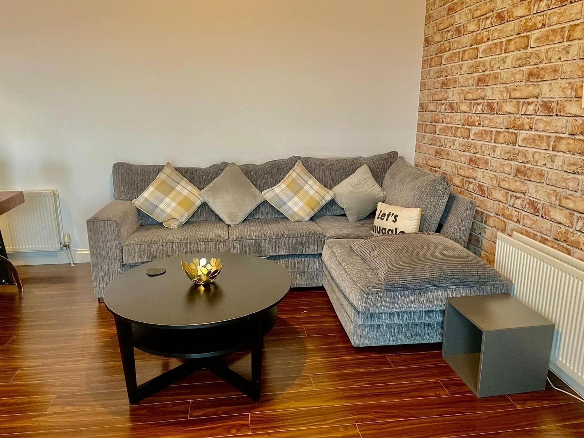 2 Bedroom City-Centre Apartment With Free Parking ベルファスト エクステリア 写真